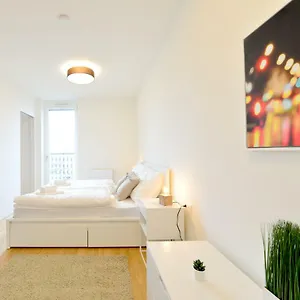 Self-check-in With View&free Parking Wien