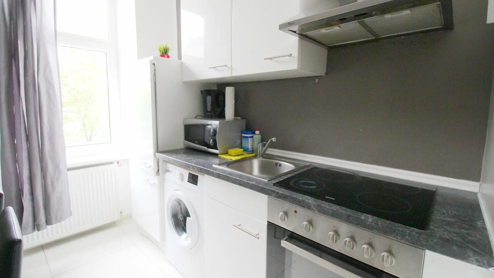 W Apartment - Brigittenau Area Mm15 Vienna 0*,  Austria